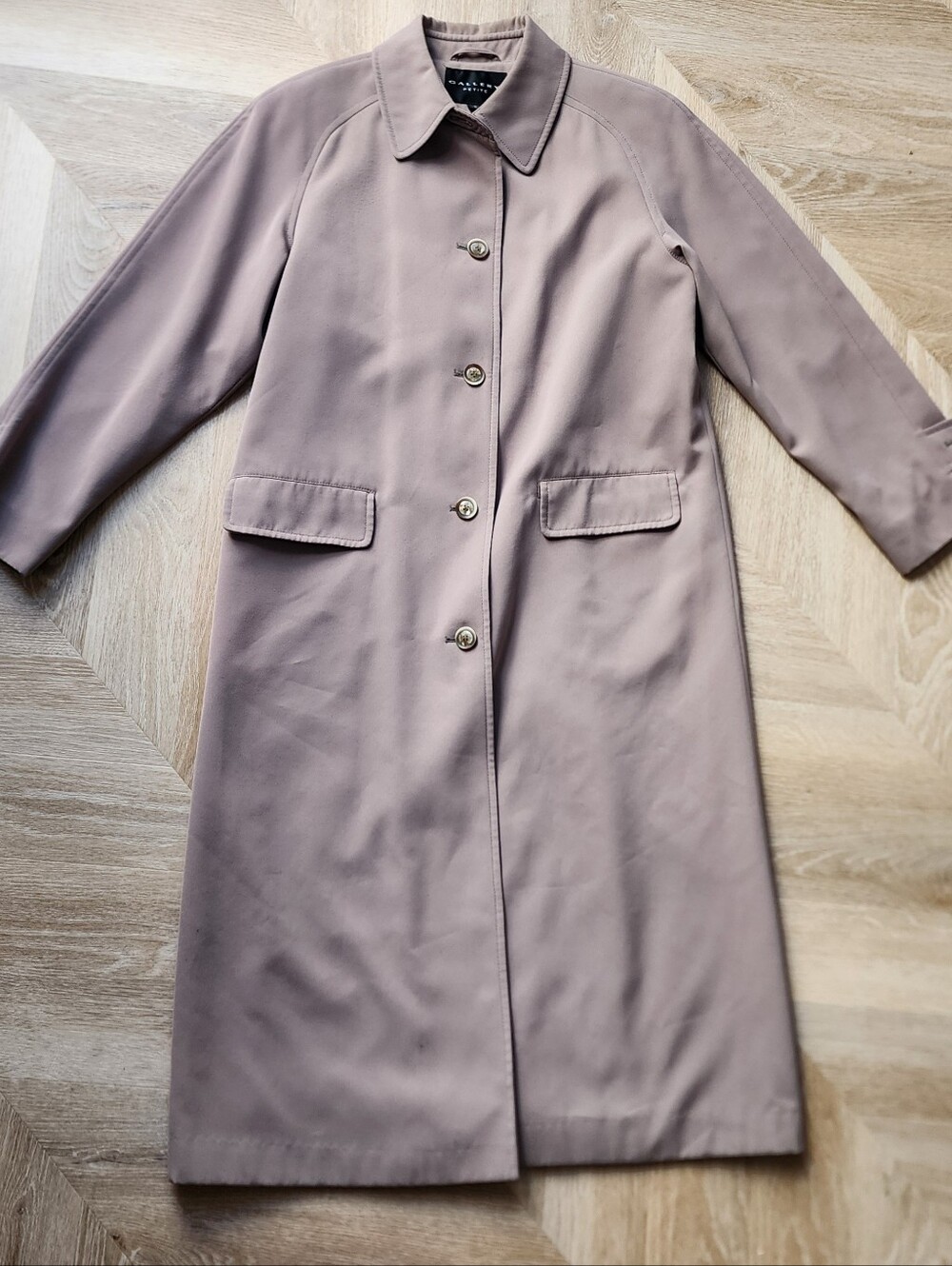 Timeless Classic Gallery Tan Trench Coat